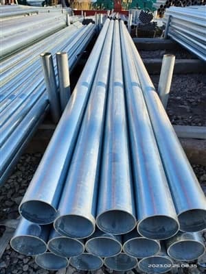 PIBELLAU GALVANEDIG SAFONOL ASTM-A53 WEDI EU CLUDDO I'R UNOL DALEITHIAU